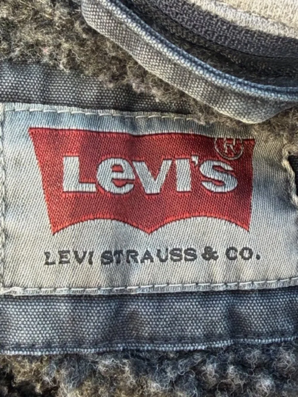Used Levi's Men's Washed Cotton Hooded Military Jacket in size Large Navy Blue